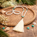 Collier Mala Crème et Pompon